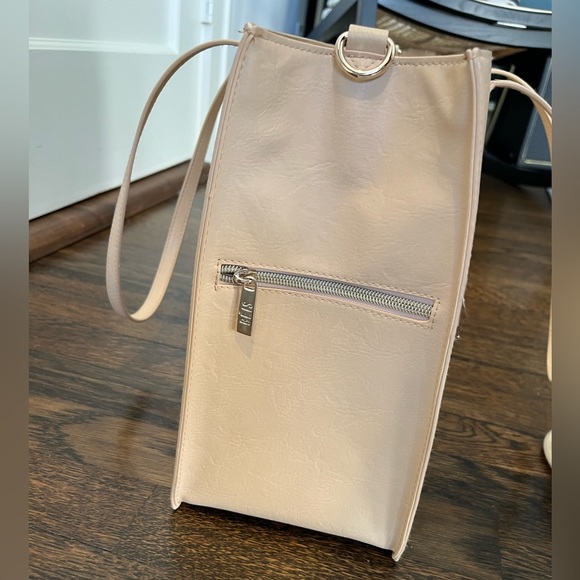 Like new Beis work tote - Picture 4 of 8